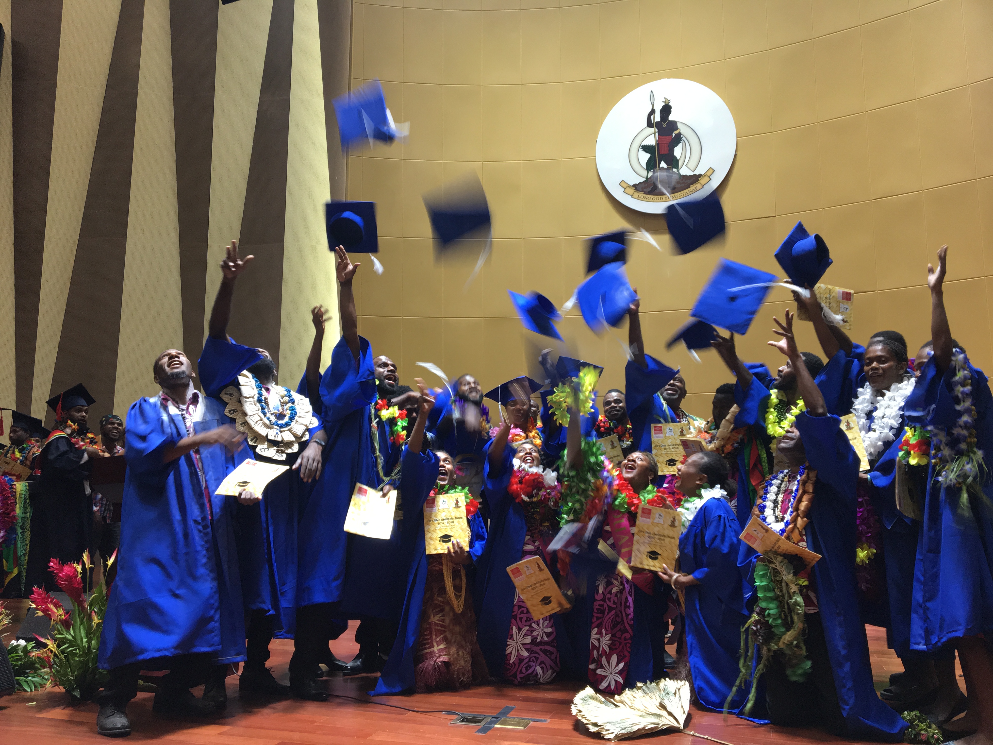 Photo Remise diplome Vanuatu