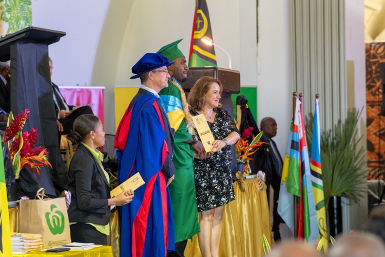 Remise des diplômes au Vanuatu 2025