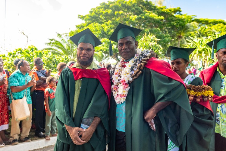 Remise des diplômes au Vanuatu 2025