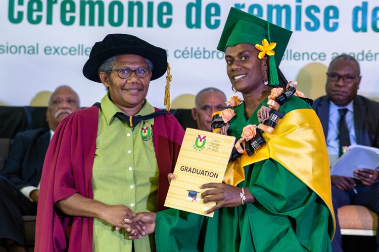 Remise des diplômes au Vanuatu 2025